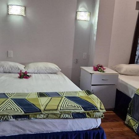 Bluelight Village Hotel Нанди Экстерьер фото